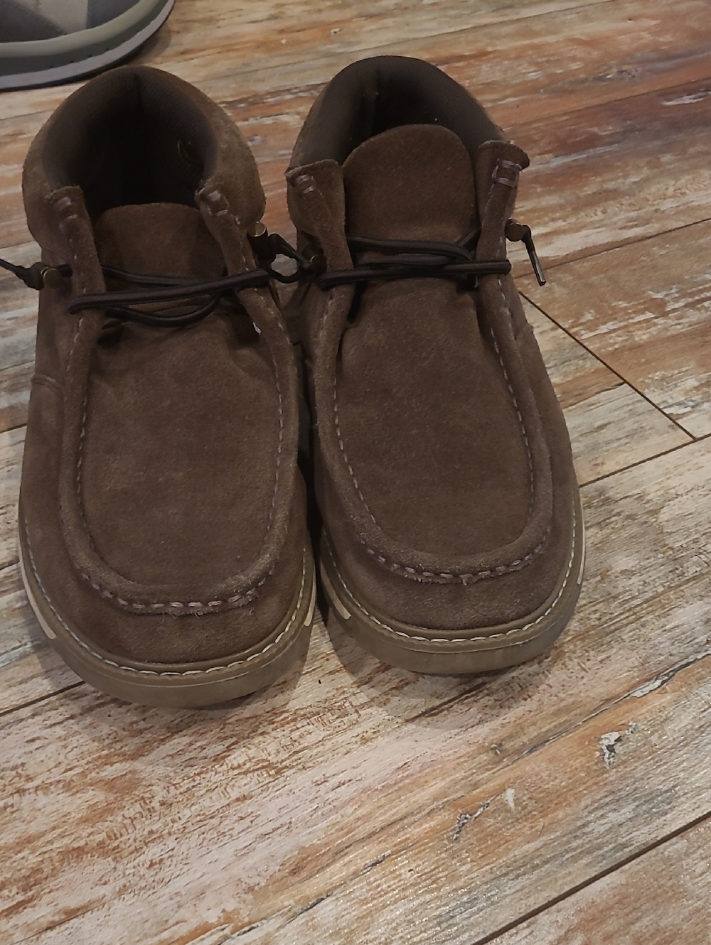 Men's Casual Suede Moc Toe Chukka - Brown